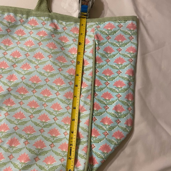 Floral Green and Pink Tote Bag - Picture 2 of 4